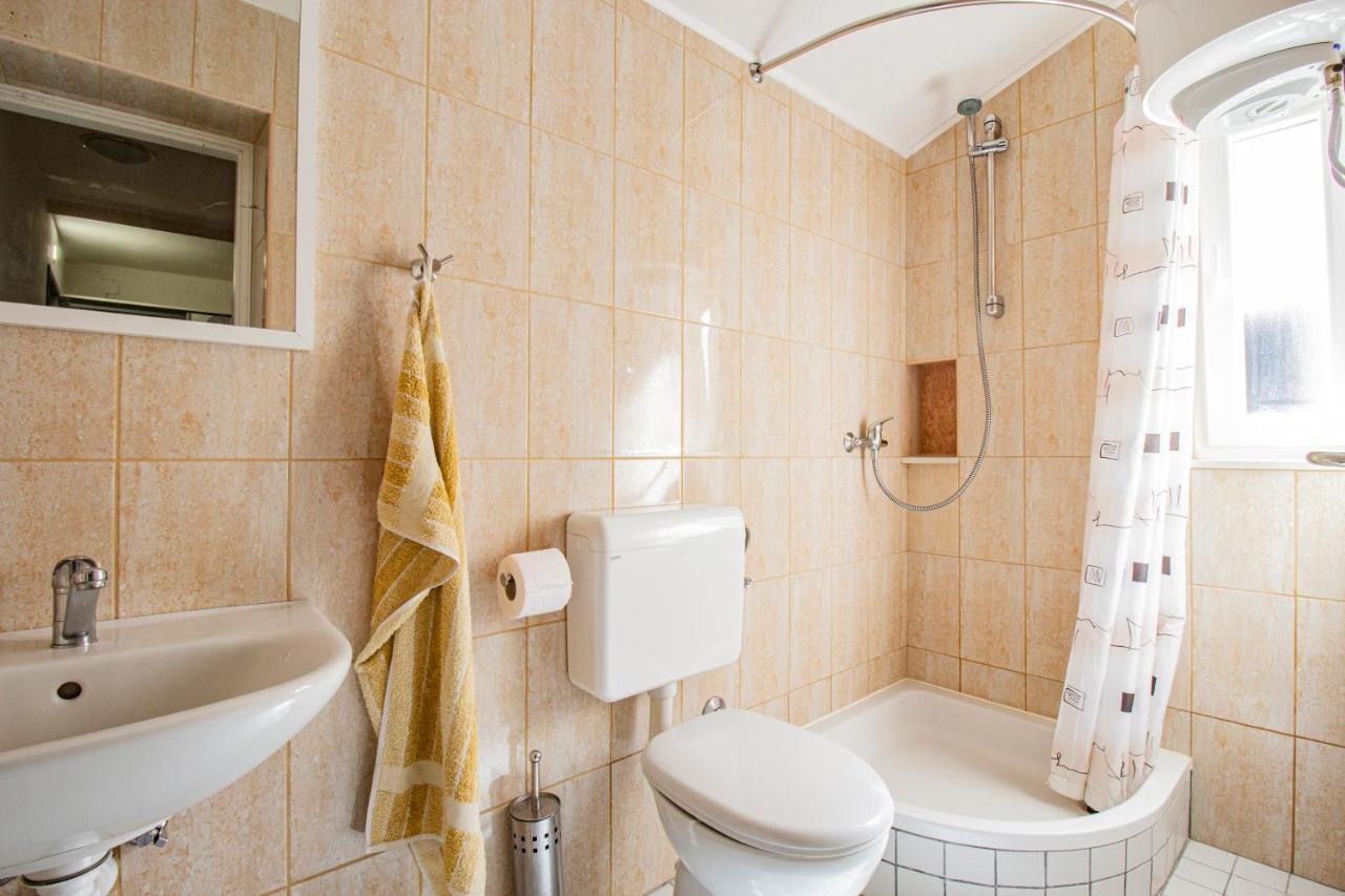 Ferienwohnung Galapagus Privat Beach & Boat Dock Metajna Exterior foto